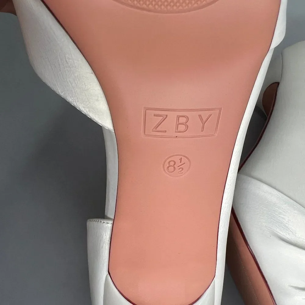 ZBY Women's Size 8.5 Off White Twist Knot Heels!‎
